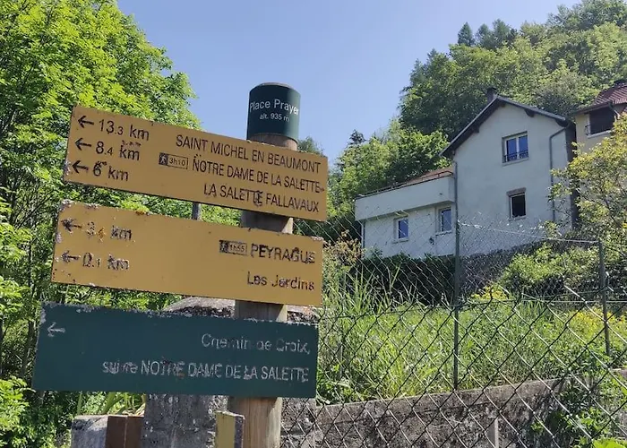 بيت للعطل La Maison Arcolan كوربس