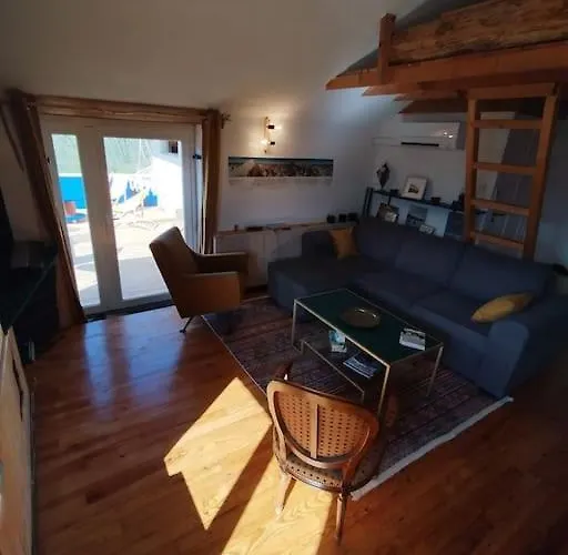 بيت للعطل La Maison Arcolan *